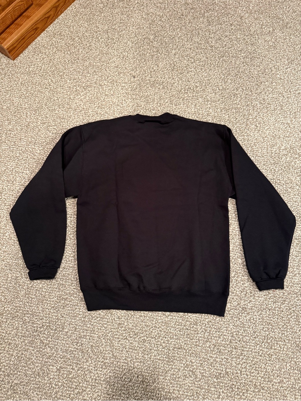 Vintage Walt Disney World Polynesian Village Resort Black Parrot Crewneck - Picture 4 of 4